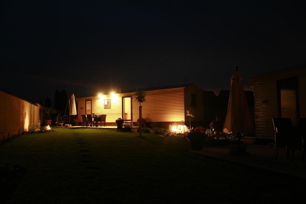 Penzion Verde Hotel Mikulov Bagian luar foto